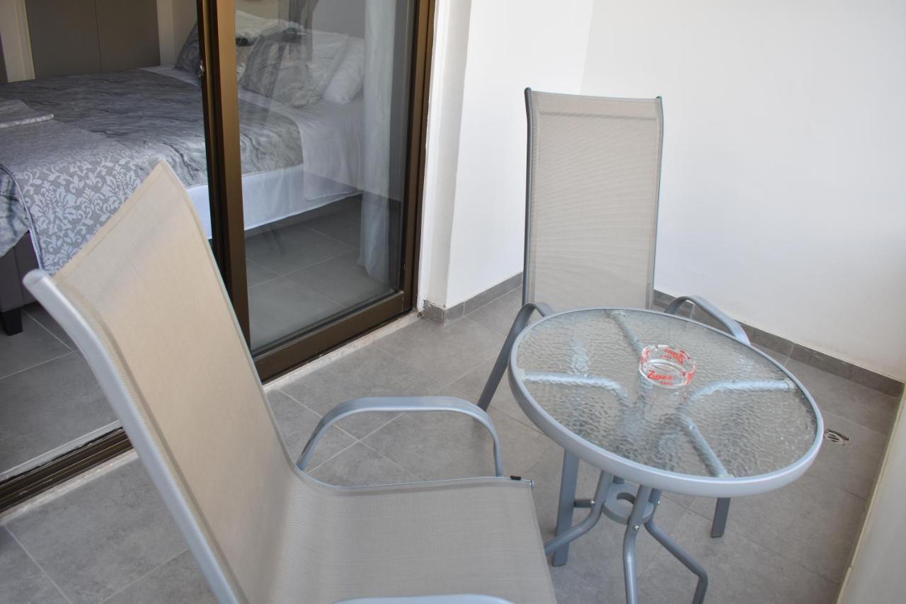 Marias Apartment - In City Centre,Near Beach Ларнака Екстер'єр фото